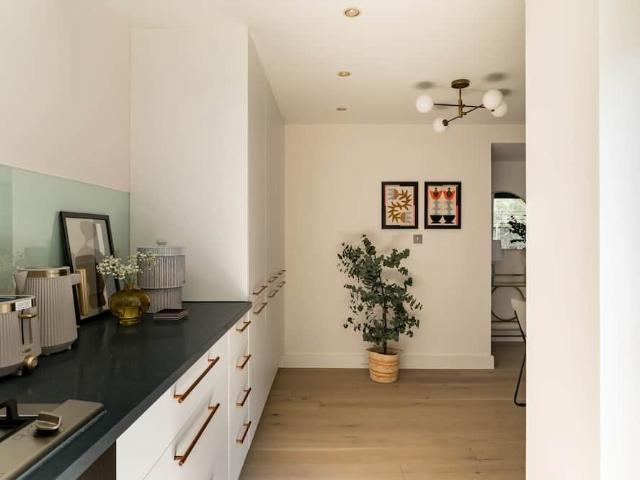 London, W11 1EW, United Kingdom | 2 bed townhouse for rent #168401410 | Rentberry