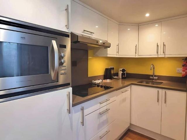 London, W11 1PG, United Kingdom | 2 bed apartment for rent #130428987 | Rentberry