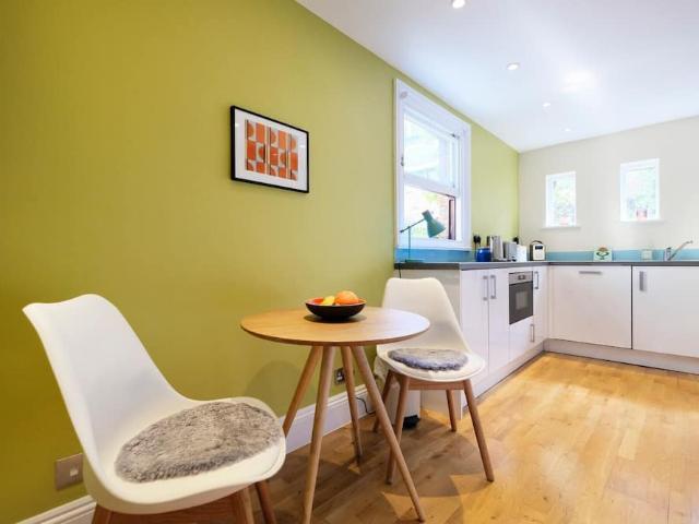 London, W11 2DY, United Kingdom | 2 bed house for rent #98249921 | Rentberry
