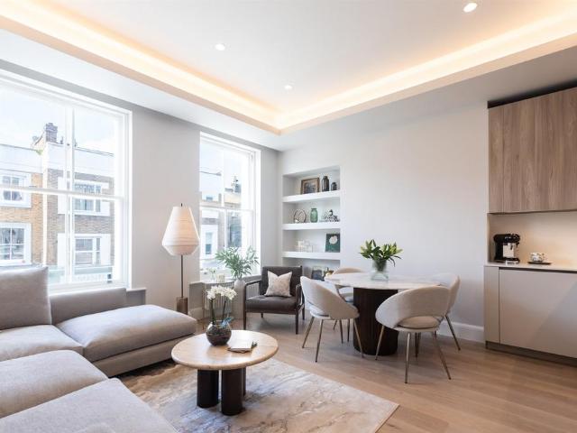 London W11 4 bed maisonette to rent £8,500 pcm £1,962 pw