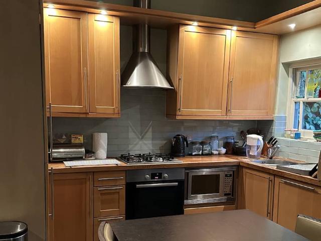 London, W12 7JG, United Kingdom | 2 bed townhouse for rent #134160566 | Rentberry