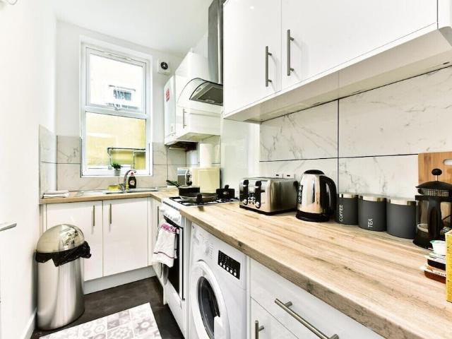 London, W13 8RY, United Kingdom | 2 bed apartment for rent #171151520 | Rentberry