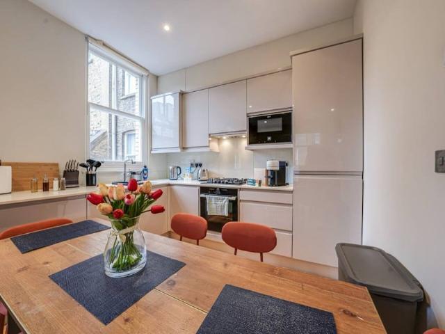 London, W1W 6SL, United Kingdom | 1 bed apartment for rent #171778729 | Rentberry