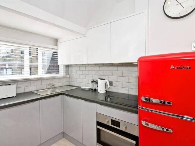 London, W1D 4DF, United Kingdom | 1 bed apartment for rent #99417065 | Rentberry