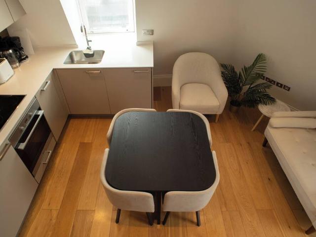 London, W1D 7PN, United Kingdom | 2 bed apartment for rent #165014186 | Rentberry