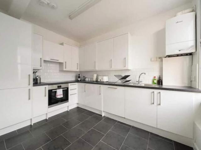 London, W1F 0EQ, United Kingdom | 2 bed apartment for rent #176021041 | Rentberry