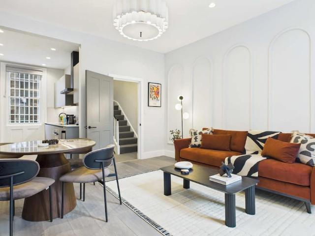 London, W1F 7QL, United Kingdom | 2 bed townhouse for rent #148148674 | Rentberry