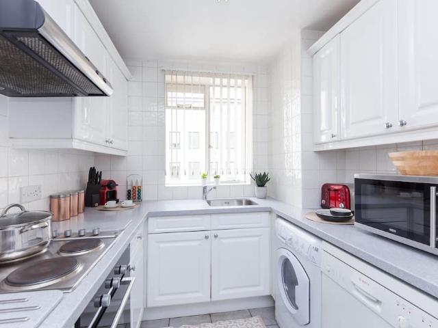 London, W1J 5JQ, United Kingdom | 2 bed apartment for rent #96332261 | Rentberry