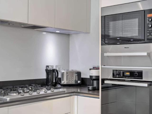 London, W1J 7HY, United Kingdom | 4 bed townhouse for rent #95981141 | Rentberry