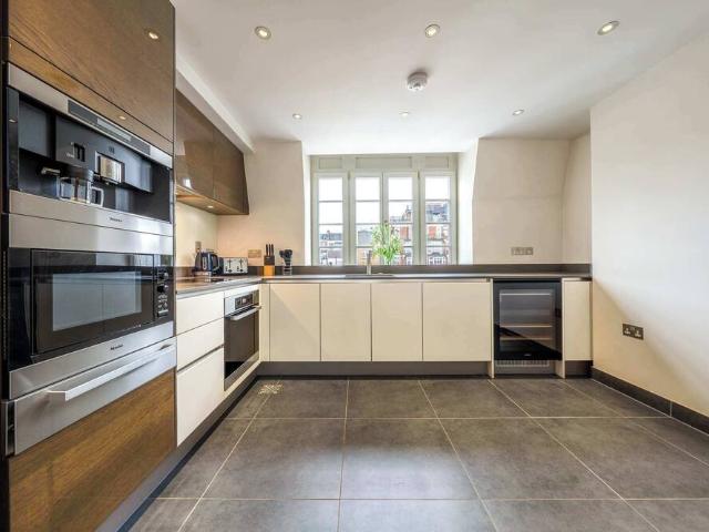 London, W1J 7SL, United Kingdom | 2 bed apartment for rent #103799845 | Rentberry