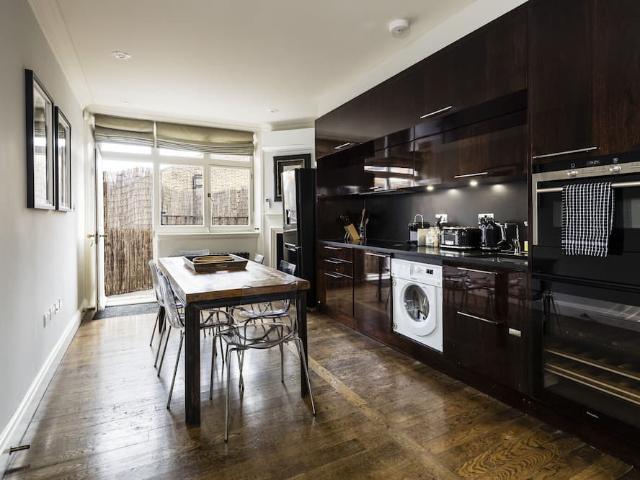 London, W1K 6ZA, United Kingdom | 2 bed apartment for rent #105260468 | Rentberry