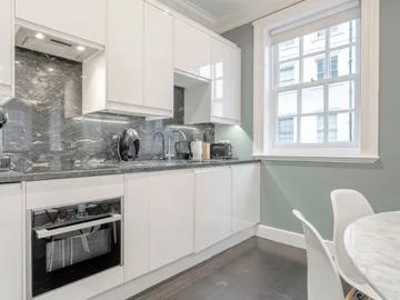 London, W1K 7DF, United Kingdom | 2 bed apartment for rent #147433158 | Rentberry