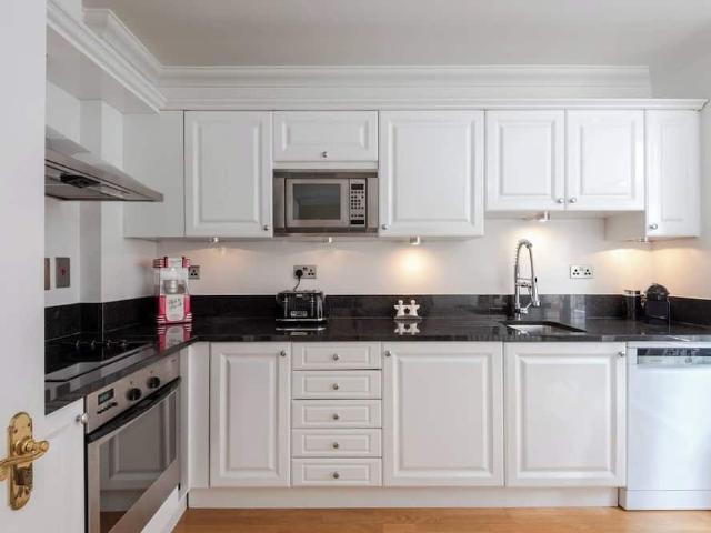 London, W1S 1PS, United Kingdom | 2 bed apartment for rent #95686874 | Rentberry