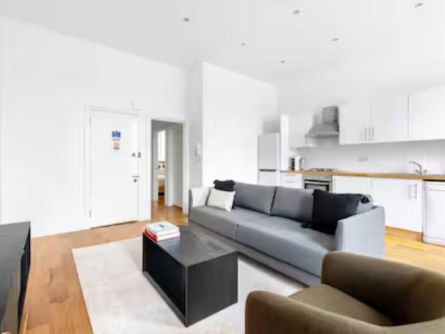 London, W2 3RL, United Kingdom | 2 bed apartment for rent #161189834 | Rentberry