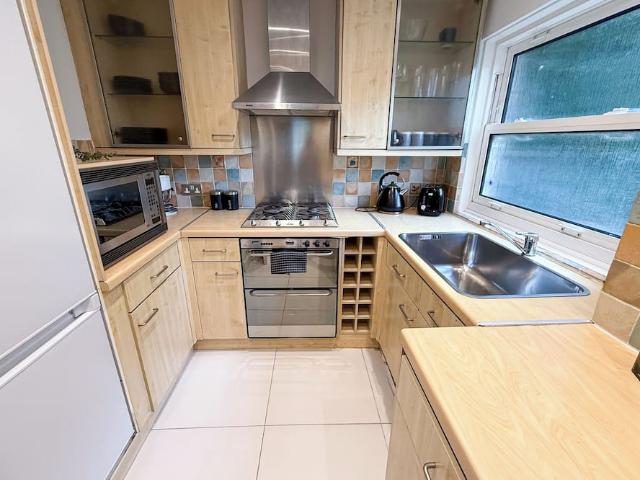 London, W2 1TH, United Kingdom | 4 bed apartment for rent #165017293 | Rentberry