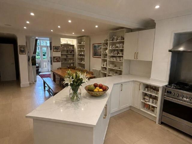 London, W2 2BB, United Kingdom | 1 bed house for rent #168869420 | Rentberry