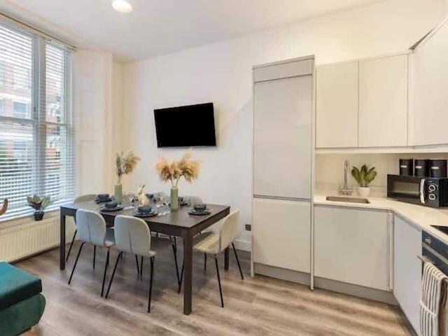 London, W2 4EL, United Kingdom | 2 bed apartment for rent #169900173 | Rentberry