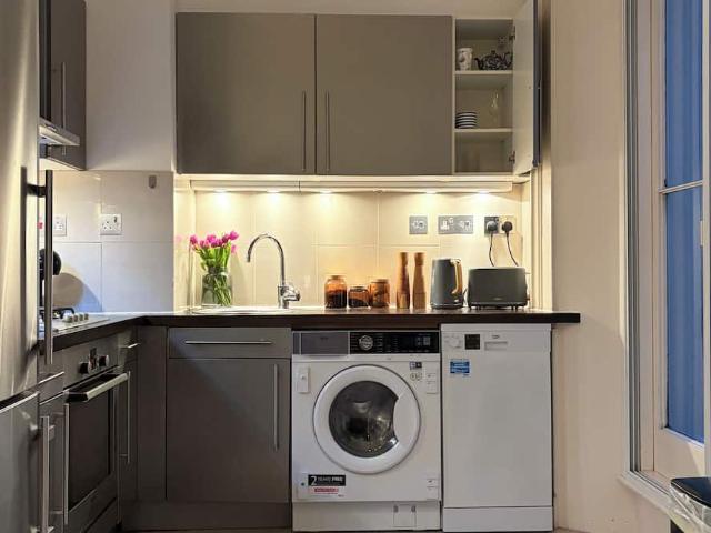 London, W2 6QJ, United Kingdom | 2 bed apartment for rent #175996606 | Rentberry