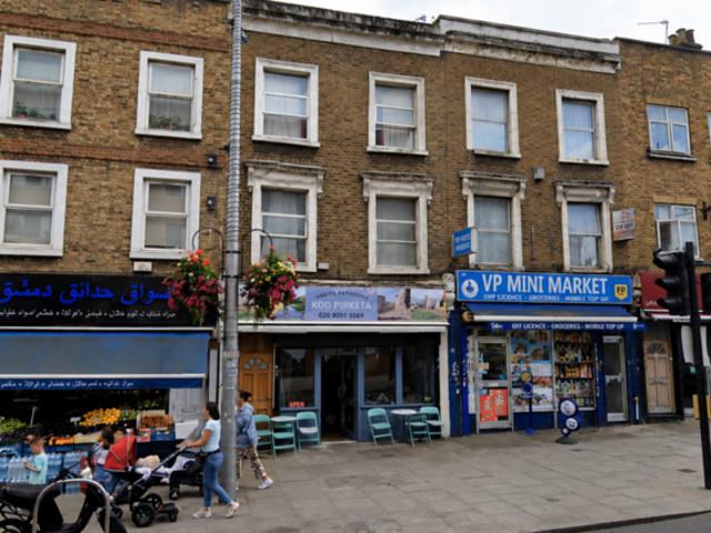 London, W3 2 bed flat to rent £2,550 pcm £588 pw