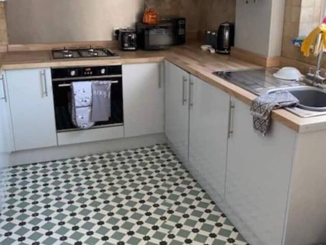 London, W3 7LL, United Kingdom | 3 bed apartment for rent #160409559 | Rentberry