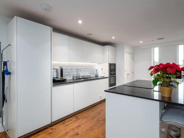 London, W3 8UH, United Kingdom | 2 bed apartment for rent #95606987 | Rentberry