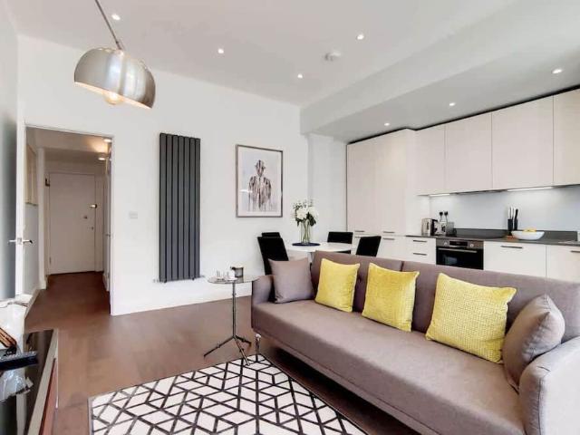 London, W3 9QY, United Kingdom | 2 bed apartment for rent #169816511 | Rentberry