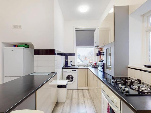 London, W4 3JH, United Kingdom | 2 bed apartment for rent #169900378 | Rentberry