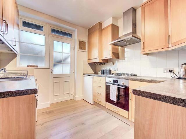 London, W5 1QP, United Kingdom | 2 bed apartment for rent #121512755 | Rentberry