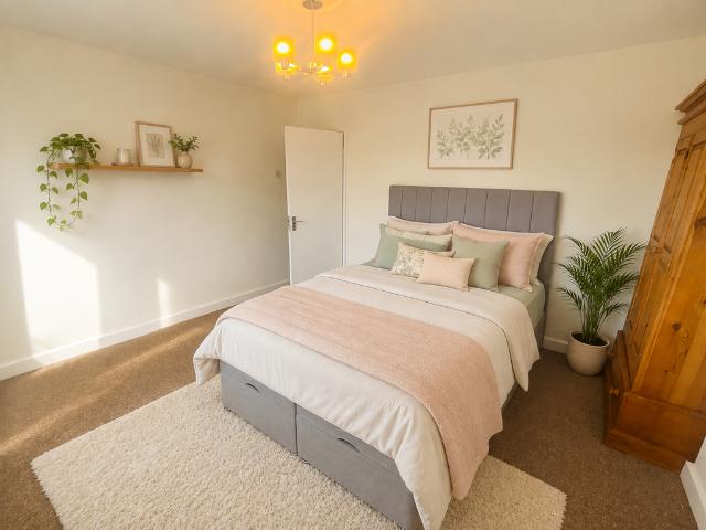 London W5 4 bed terraced house to rent £2,995 pcm £691 pw