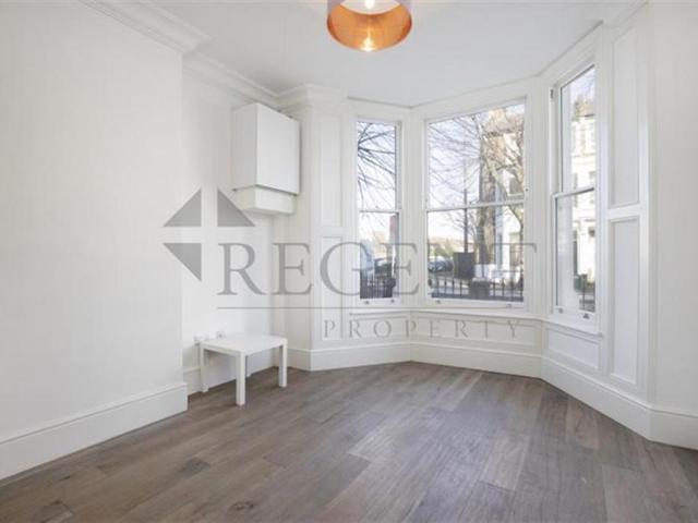 London W6 2 bed apartment to rent £3,000 pcm £692 pw