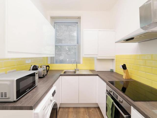 London, W6 9ER, United Kingdom | 1 bed apartment for rent #129779822 | Rentberry