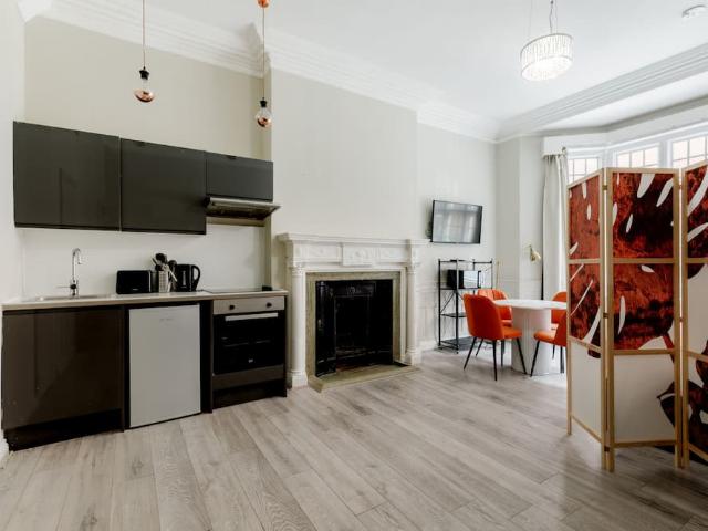 London, W8 4NT, United Kingdom | 1 bed apartment for rent #150261570 | Rentberry