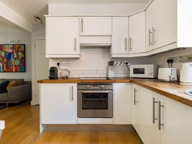London, W8 4EP, United Kingdom | 2 bed apartment for rent #107286929 | Rentberry