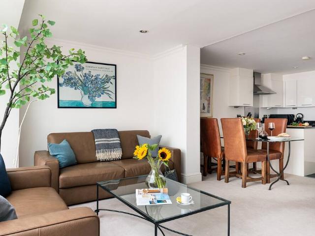 London, W8 6AH, United Kingdom | 1 bed apartment for rent #95828485 | Rentberry