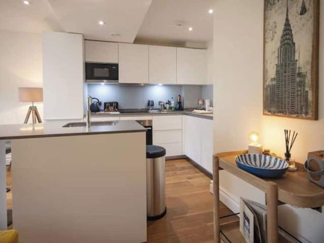 London, W8 6SU, United Kingdom | 1 bed apartment for rent #147371595 | Rentberry