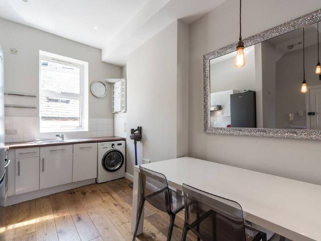 London, W9 3NW, United Kingdom | 2 bed apartment for rent #169678660 | Rentberry