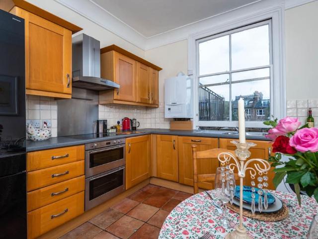 London, W9 2PU, United Kingdom | 3 bed townhouse for rent #166721223 | Rentberry