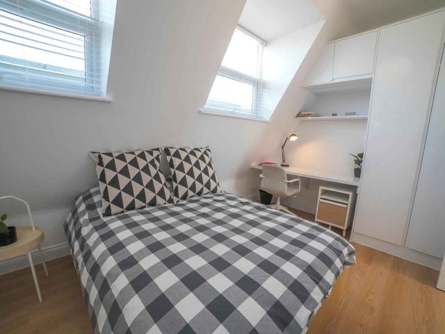 Londonist West Green House, London Has an Apartment