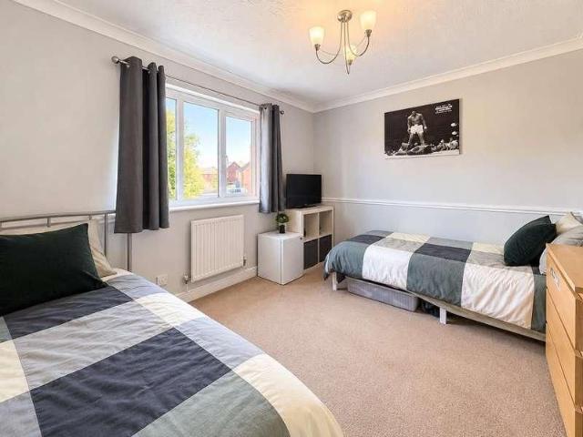Long Mead, Yate, Bristol, Gloucestershire, BS37