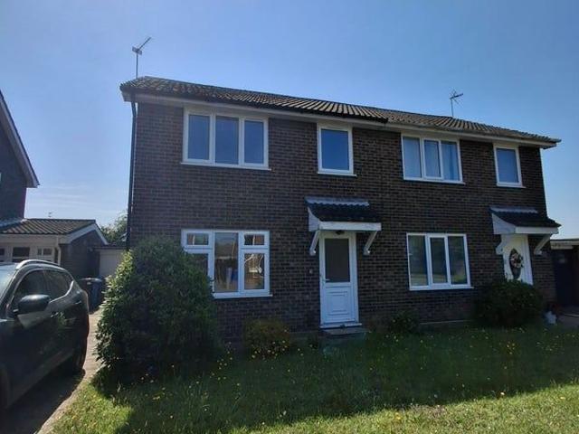 Long Meadow Walk, Lowestoft NR33, 3 bed shared accommodation to rent, £350 pcm | PrimeLocation