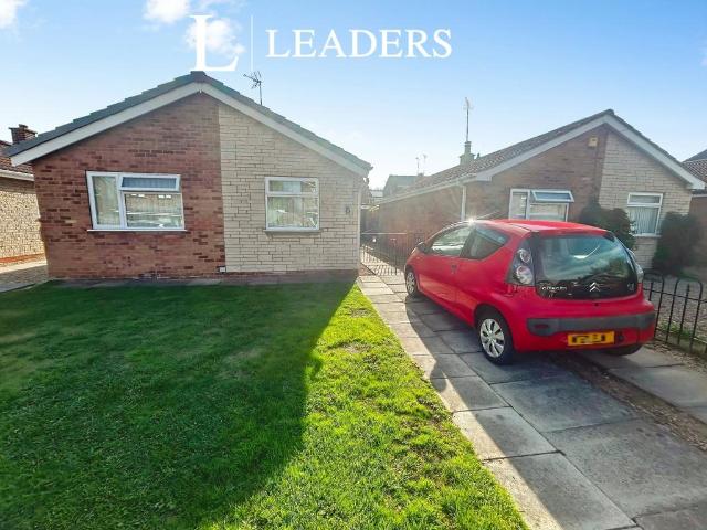 Long Meadow, Mansfield Woodhouse. 2 bed bungalow to rent £895 pcm £207 pw