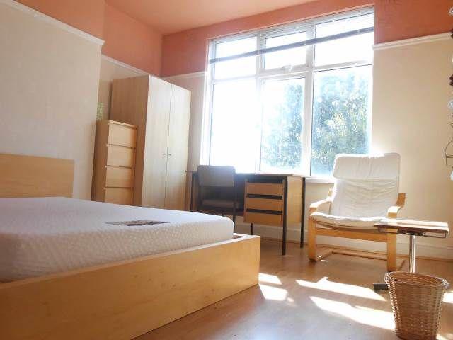 Long Oaks Avenue, Uplands, Swansea SA2, 4 bed property to rent, £1,400 pcm | PrimeLocation