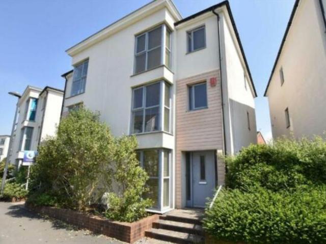 Long Down Avenue, Bristol BS16 6 bed house to rent £3,830 pcm £884 pw