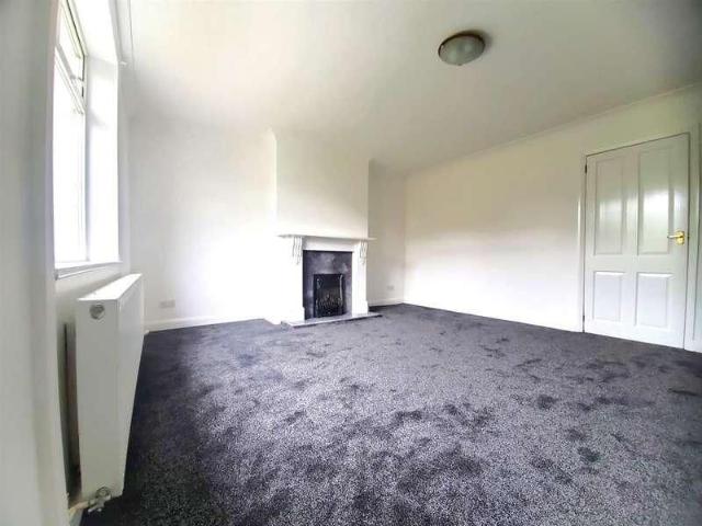 Long Lane, Huddersfield, HD5
