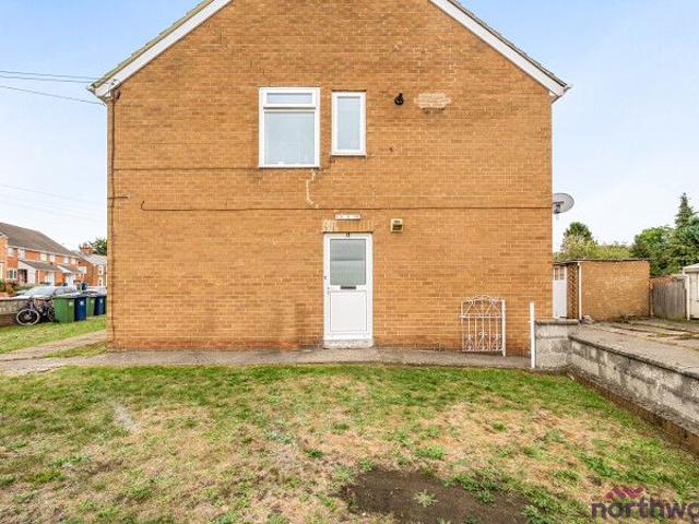 Long Lane, Littlemore, Oxford OX4, 2 bed flat to rent, £1,600 pcm | PrimeLocation