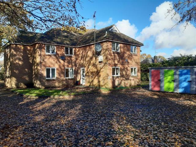 Long Lane, Marchwood SO40, 1 bed flat to rent, £890 pcm | PrimeLocation