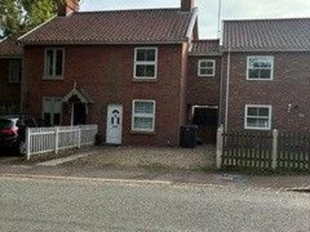 Long Road, Framingham Earl NR14, 2 bed cottage to rent, £1,050 pcm | PrimeLocation