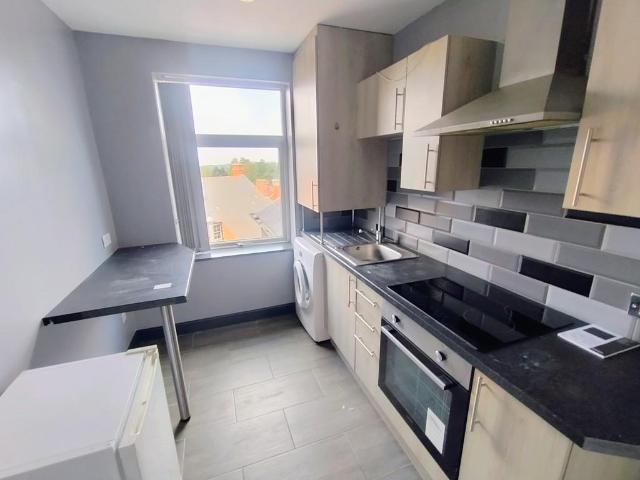 Long Street, Wolverhampton WV1 1 bed apartment to rent £625 pcm £144 pw