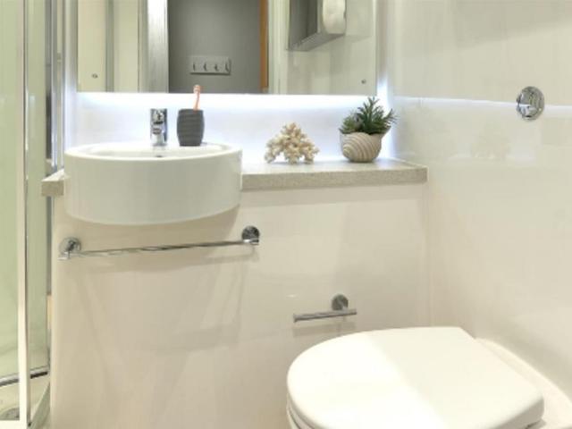 Long Street, London E2 Studio to rent £1,772 pcm £409 pw