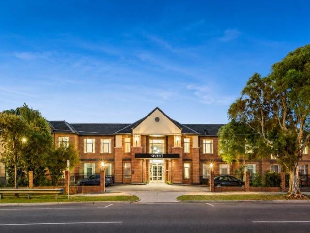 LONG TERM LEASE 2 BEDROOM, 2 BATHROOM HOTEL PAY COUNCIL RATES, WATER RATES & OC ADMIN LEVIES